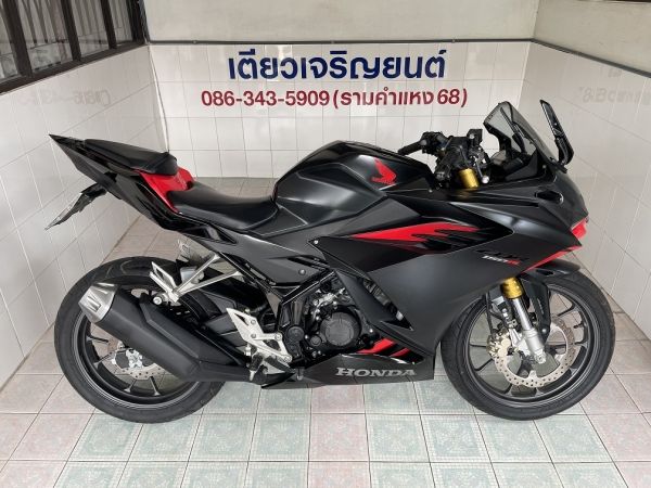 CBR150R ABS สภาพซื้อจอด ใช้งานน้อย มีรับประกัน เครื่องดี ศูนย์ดี ชุดสีสวย รถมือเดียว เอกสารครบ วิ่ง6000 กลางปี66 รูปที่ 2